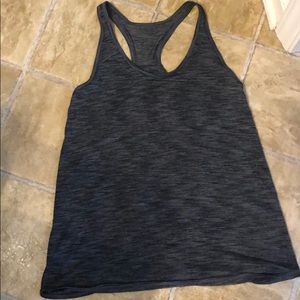 Lululemon essential tank